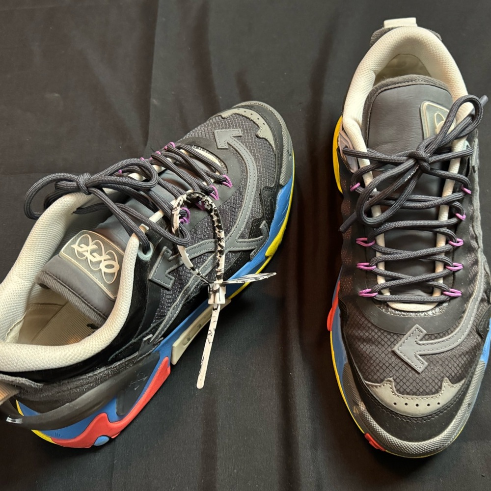 Off-white oddsy-2000 athletic sneakers